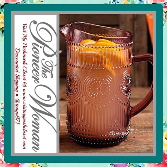 š¦āNewĀ PioneerāWomanāAdelineā54āozāGlassāWater/Tea/LemonadeāPitcher,āPlum - Picture 3 of 8